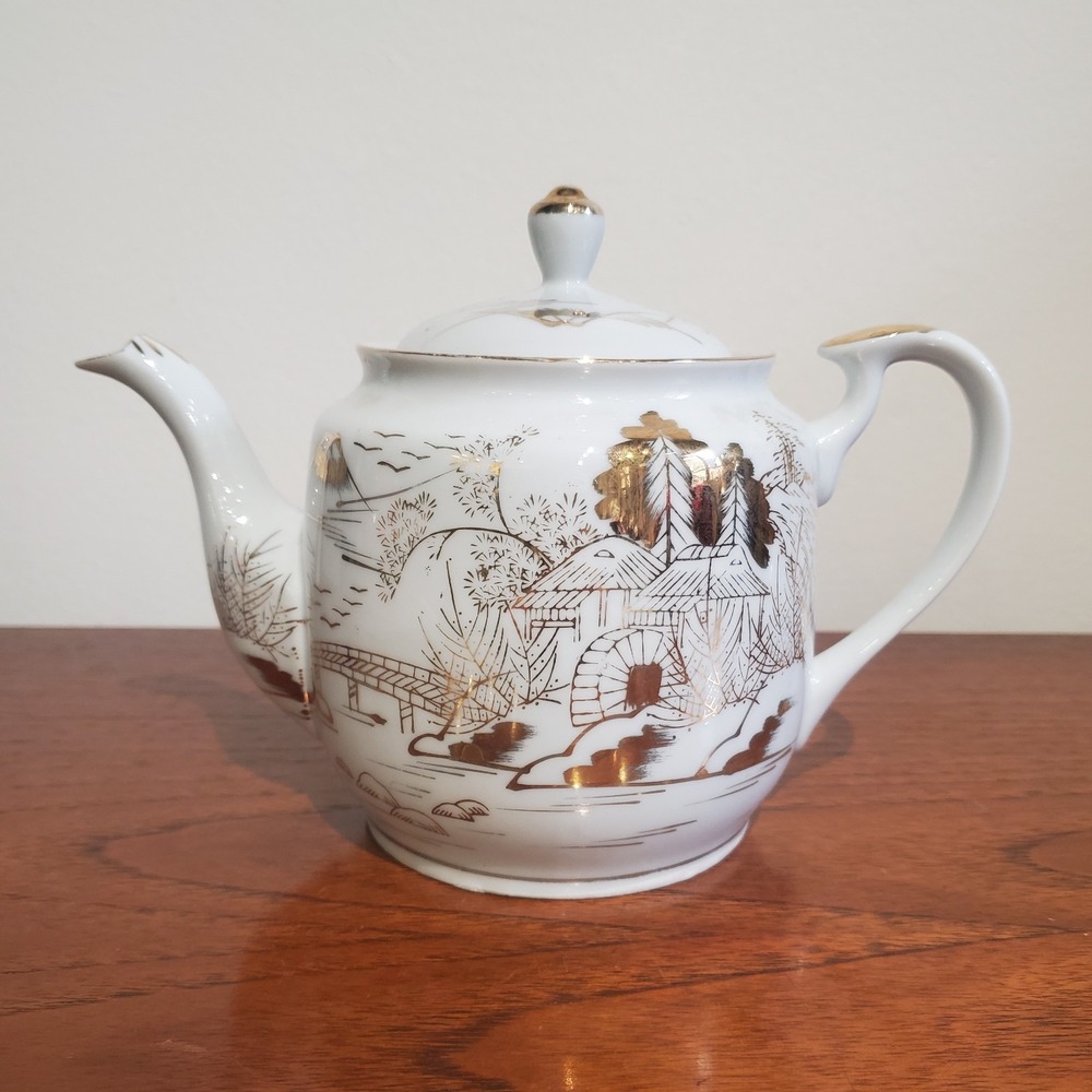 Vtg Kutani Japan Handpainted White Porcelain Gold Gilded Village Scene Teapot